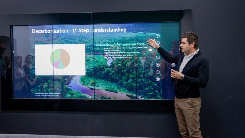 schneider-electric-otkri-pyrvata-v-bylgarija-inovativna-industrialna-geotermalna-sistema